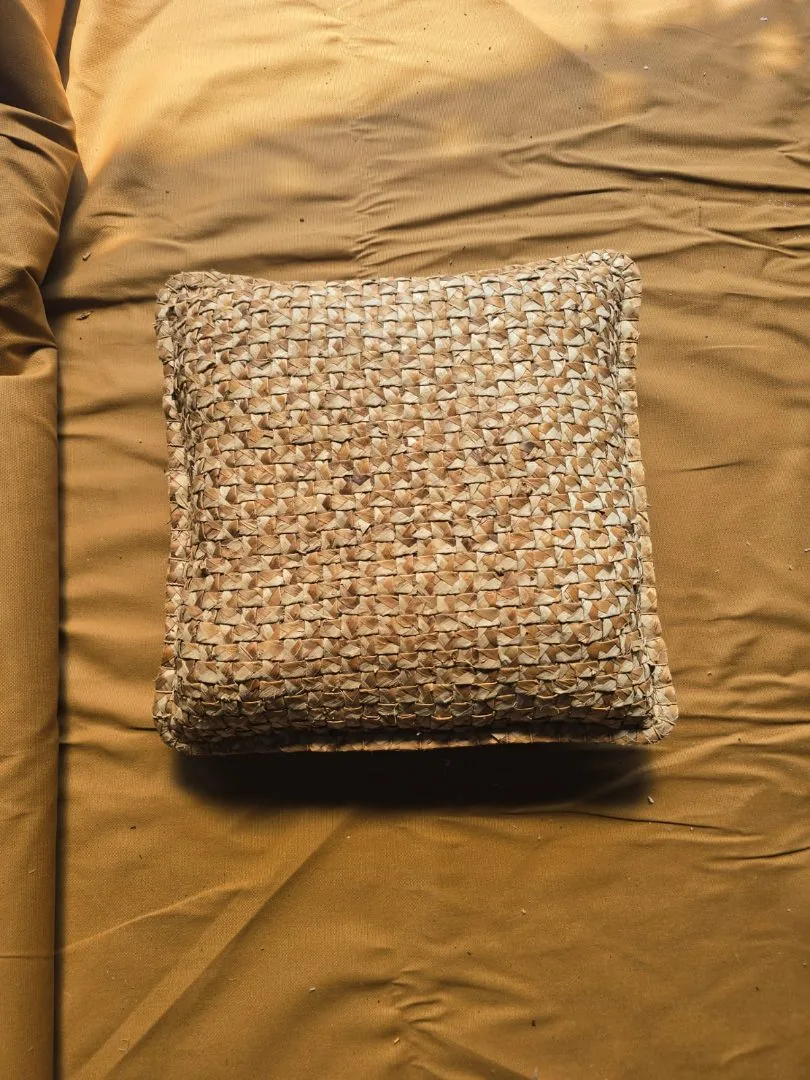 Bantal Enceng Kepang Pletes #1
